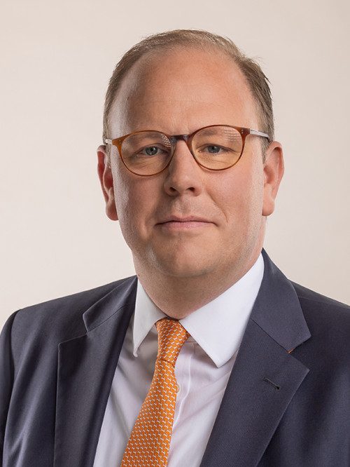 Dr. Christian H. M&uuml;ller, LL.M. Eur., EMBA